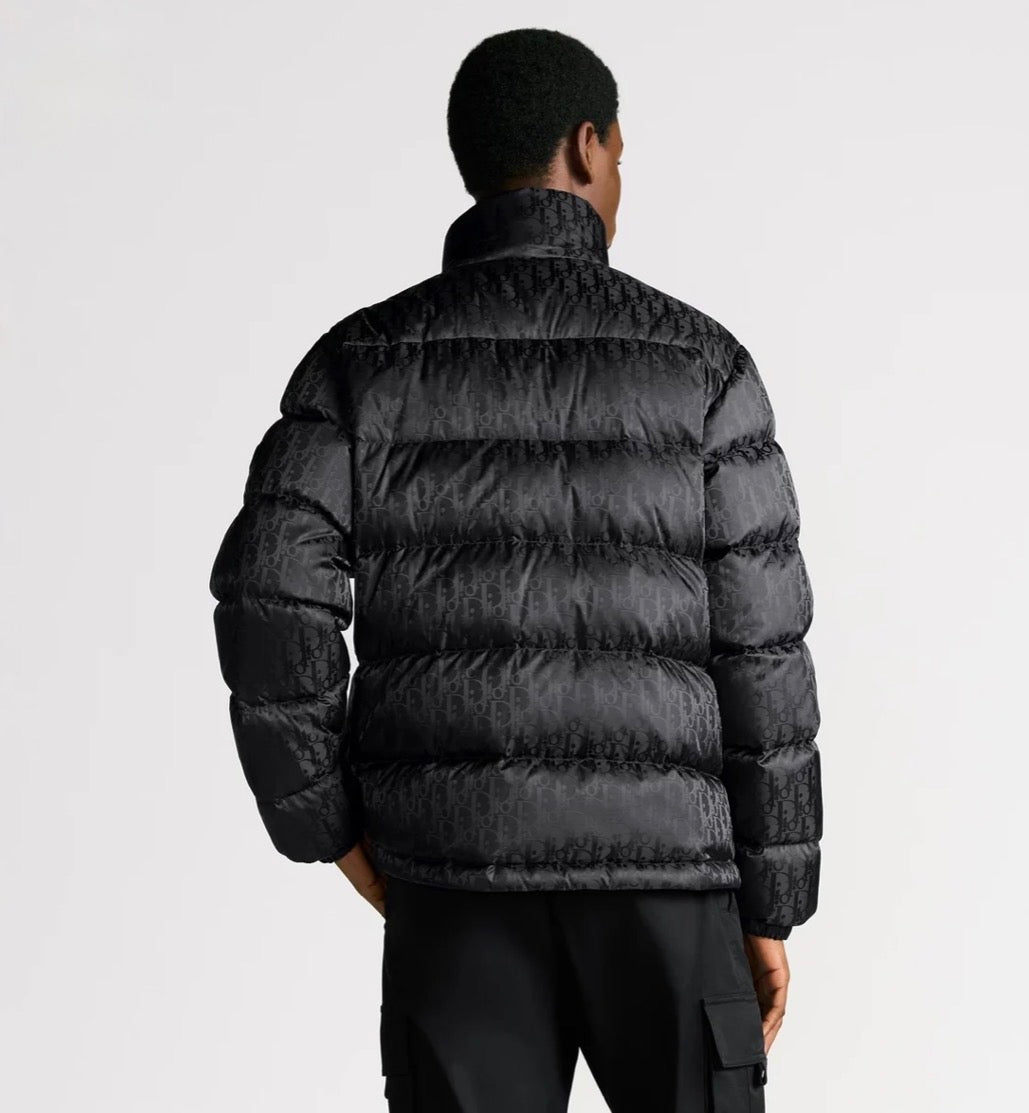 ''D'' Oblique Puffer