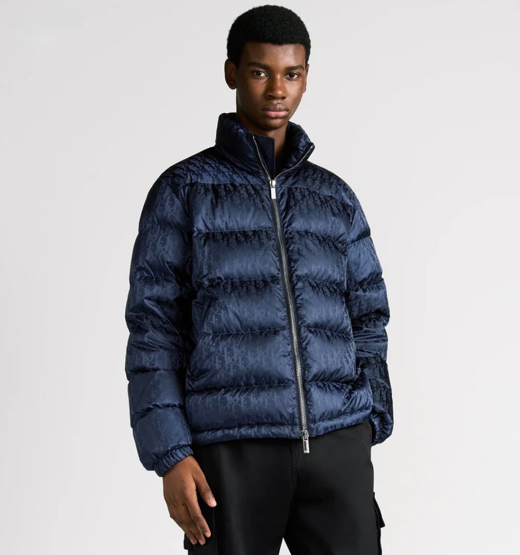 ''D'' Oblique Puffer