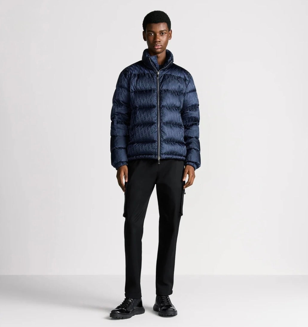 ''D'' Oblique Puffer