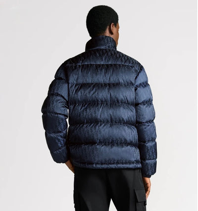 ''D'' Oblique Puffer