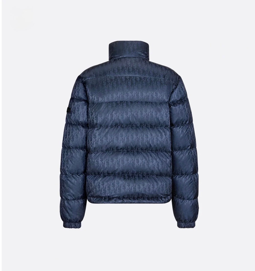 ''D'' Oblique Puffer